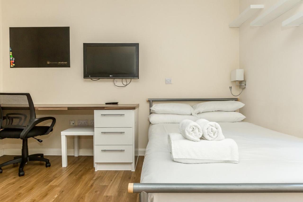 Zeni Studio, In Vauxhall London ลอนดอน ภายนอก รูปภาพ