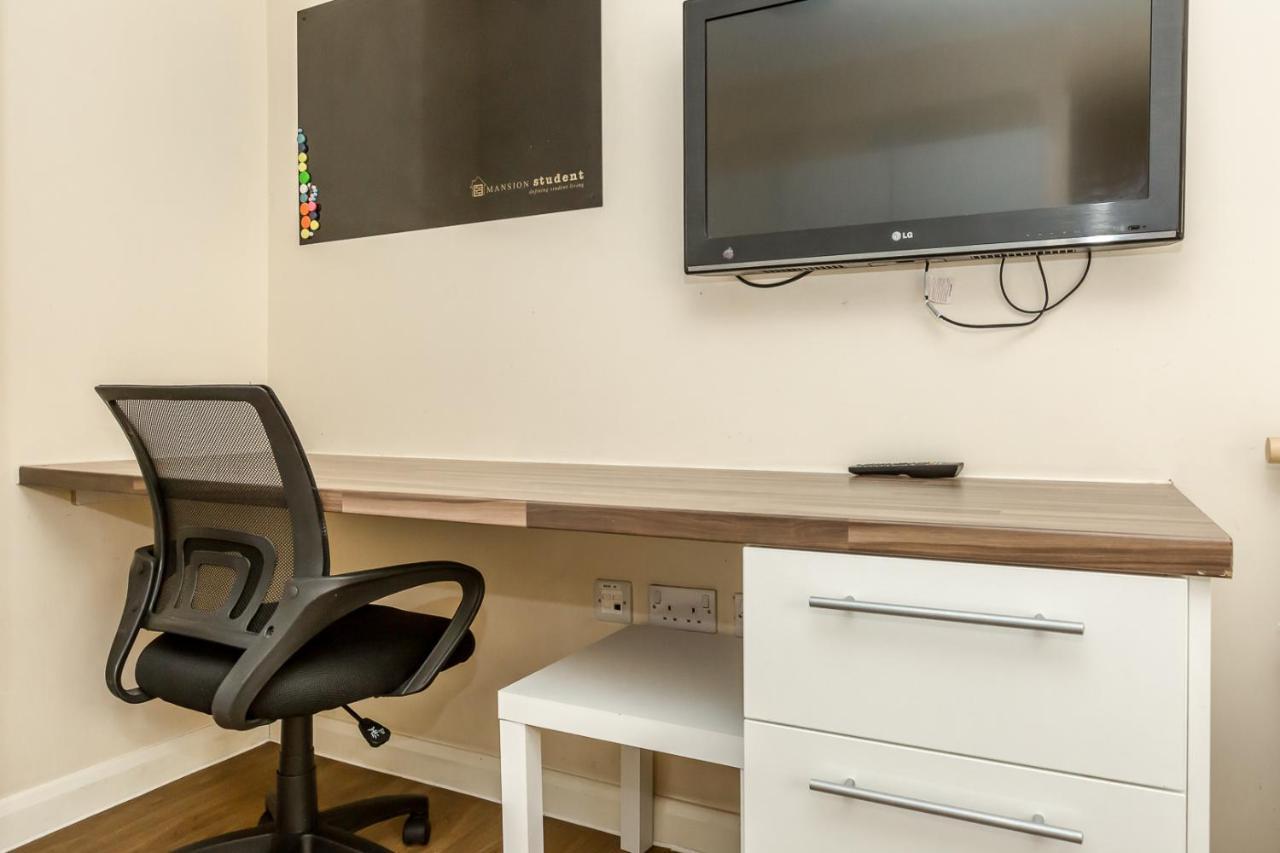 Zeni Studio, In Vauxhall London ลอนดอน ภายนอก รูปภาพ